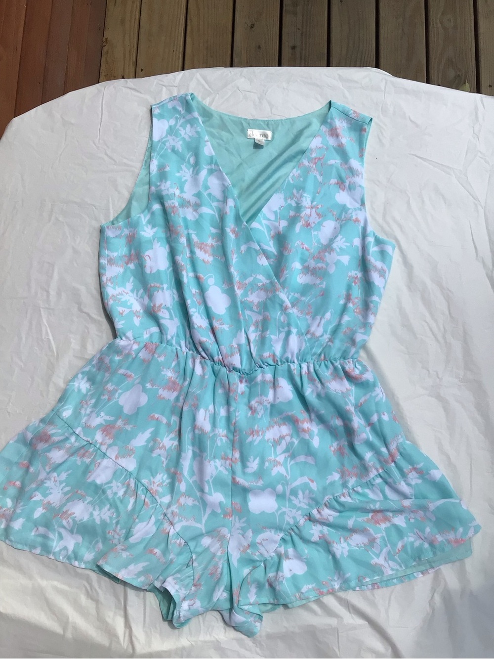 Decree Mint Floral Faux-Wrap Romper. Size XL